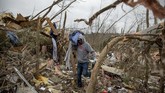 Pemerintah daerah Georgia dan Alabama pun sudah merilis peringatan tornado. (AP Photo/David Goldman)