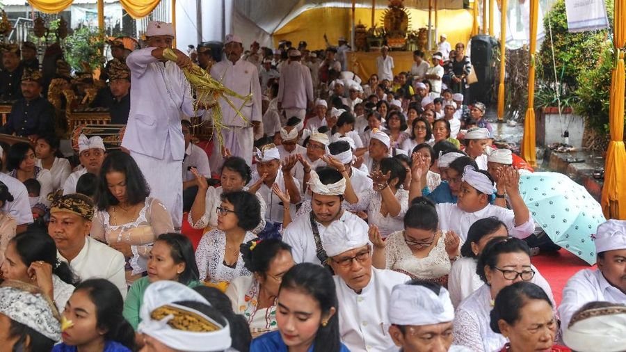 Kegiatan tersebut dalam rangka menyambut hari raya Nyepi Tahun Baru Saka 1941.