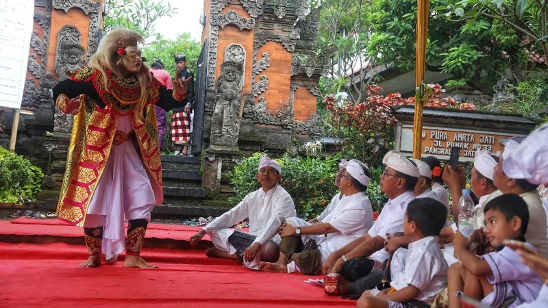 Kegiatan tersebut dalam rangka menyambut hari raya Nyepi Tahun Baru Saka 1941.