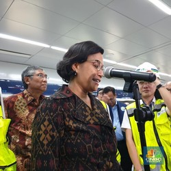  Sri Mulyani Uji Coba MRT Jakarta, Apa Tanggapannya?