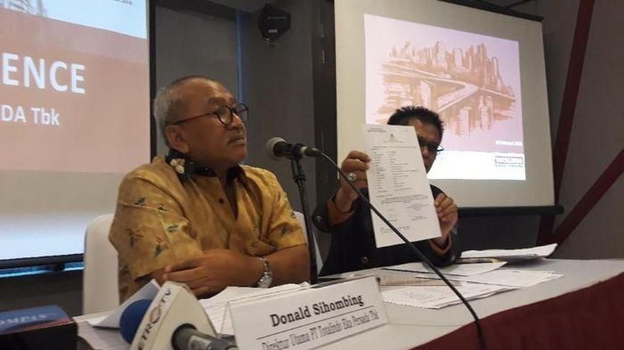 Kondisi tersebut menjadi cambuk baginya untuk membangun perusahaannya sendiri.