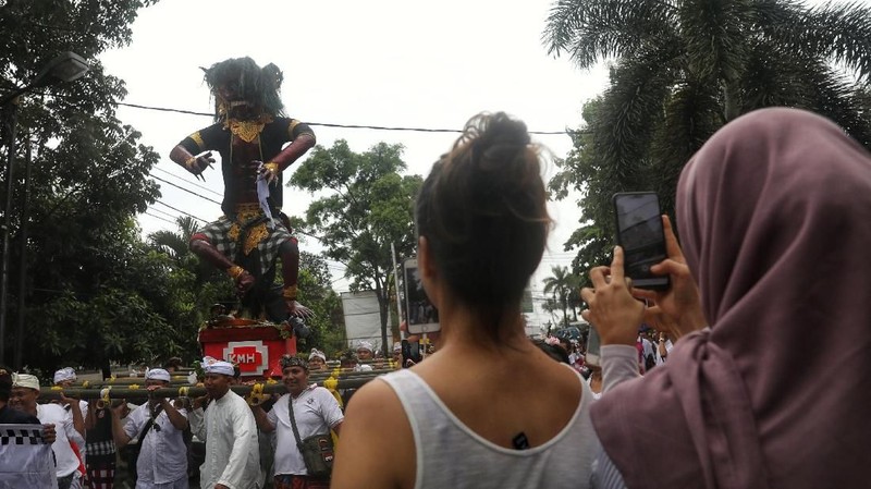 Kegiatan tersebut dalam rangka menyambut hari raya Nyepi Tahun Baru Saka 1941.