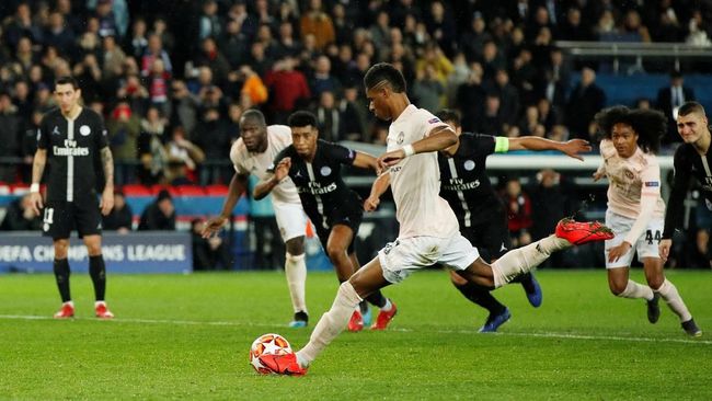 Eks Wasit Klaim Penalti Man United Berkat Instruksi Baru UEFA