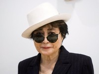 Mengenal Yoko Ono, Salah Satu Perempuan di Doodle Art Google