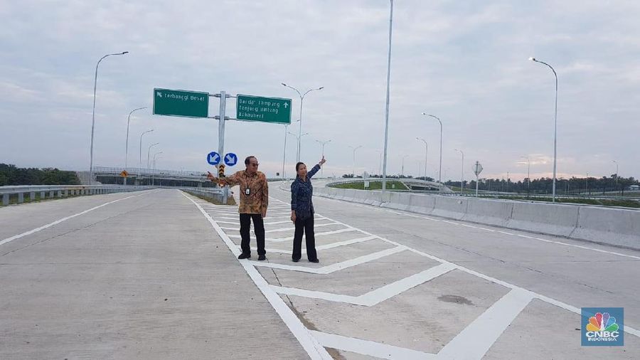 Peresmian itu akan menandai penambahan ruas jalan tol yang sudah dibangun pemerintah. Sepanjang 2018, sudah diresmikan ruas baru sepanjang 780 km.