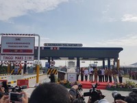 Sah! Jokowi Resmikan Tol Bakauheni-Terbanggi Besar 140,9 KM