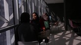 Tidak seluruh perempuan Gaza bisa mendapat pekerjaan dengan bayaran yang layak. (REUTERS/Samar Abo Elouf)