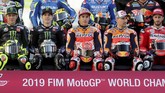Valentino Rossi, Maverick Vinales, Marc Marquez, Jorge Lorenzo, dan Andrea Dovizioso dalam sesi pemotretan. Kelima pebalap dianggap sebagai kandidat juara dunia MotoGP 2019. (KARIM JAAFAR / AFP)