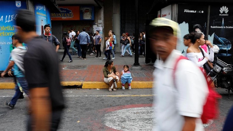 Pemadaman listrik besar-besaran melanda Venezuela yang tengah dilanda krisis sejak kamis.