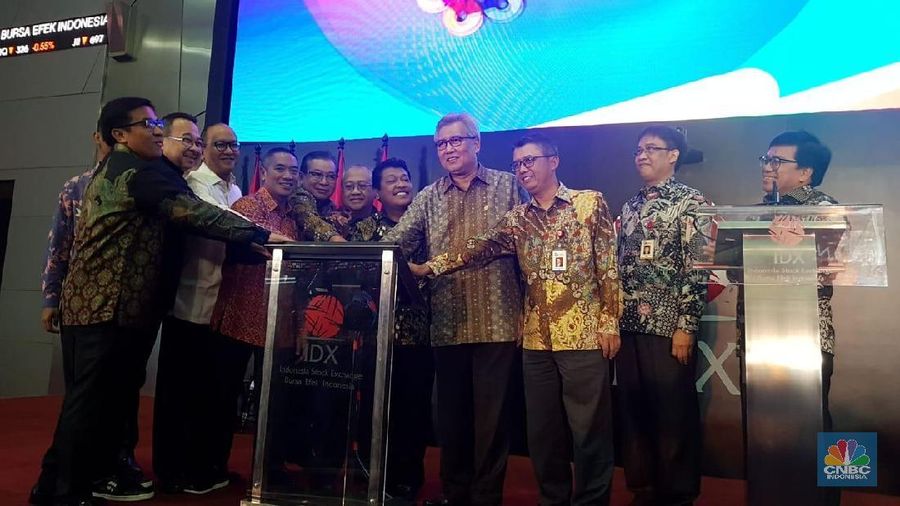 AFPI dibentuk oleh para pelaku fintech peer to peer (P2P) lending untuk menjadi wadah menampung aspirasi internal dan masyarakat.