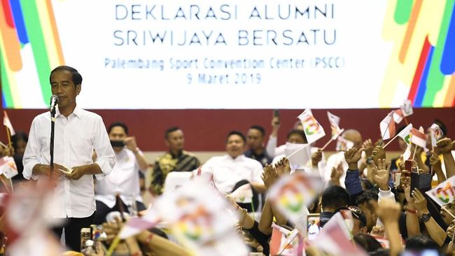 Ada yang Percaya Hoaks, Jokowi Sebut Suaranya Anjlok 8 Persen