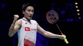 Unggulan pertama di nomor tunggal putra Kento Momota untuk kali pertama ke final All England usai menyingkirkan pebulutangkis Hong Kong Ka Long Angus Ng, 21-19, 21-11. (Action Images via Reuters/Andrew Boyers)