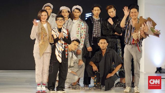 Kala Songket Jadi 'Streetwear' ala Danjyo Hiyoji