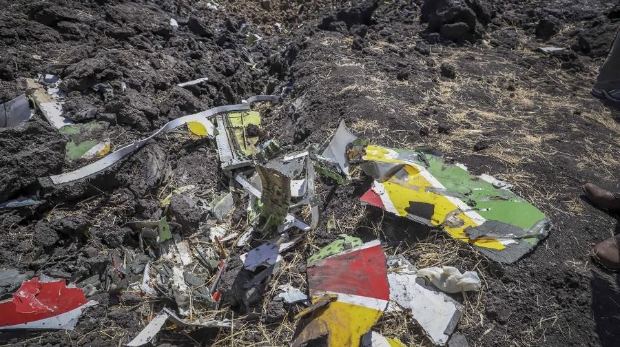 Pesawat jet penumpang Boeing 737 MAX 8 milik Ethiopian Airlines jatuh dalam perjalanan menuju Nairobi, ibu kota Kenya.