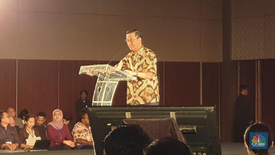 Thomas Lembong dalam acara Regional Investment Forum organized  (CNBC Indonesia/Iswari Anggit)