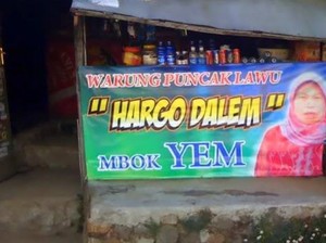 Pemilik Warung di Lokasi Tertinggi Indonesia Meninggal pada Usia 82 Tahun