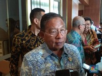 Terungkap, Alasan Menko Darmin Sindir Gubernur Anies Baswedan