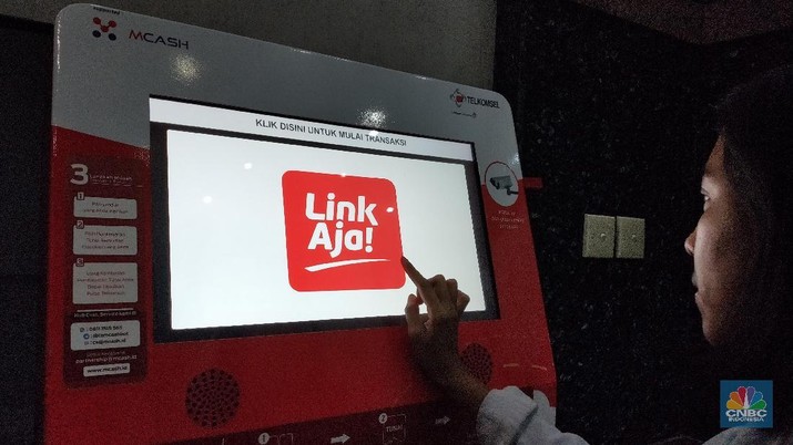 Melalui LinkAja pengguna bisa membeli paket data dan pulsa untuk semua operator bisa mendapatkan cashback hingga 50%.