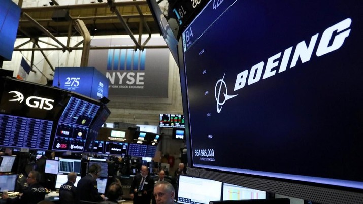 bursa amerika boeing New York Stock Exchange nyse The company logo for Boeing is displayed on a screen on the floor of the New York Stock Exchange (NYSE) in New York, U.S., March 11, 2019. REUTERS/Brendan McDermid TPX IMAGES OF THE DAY