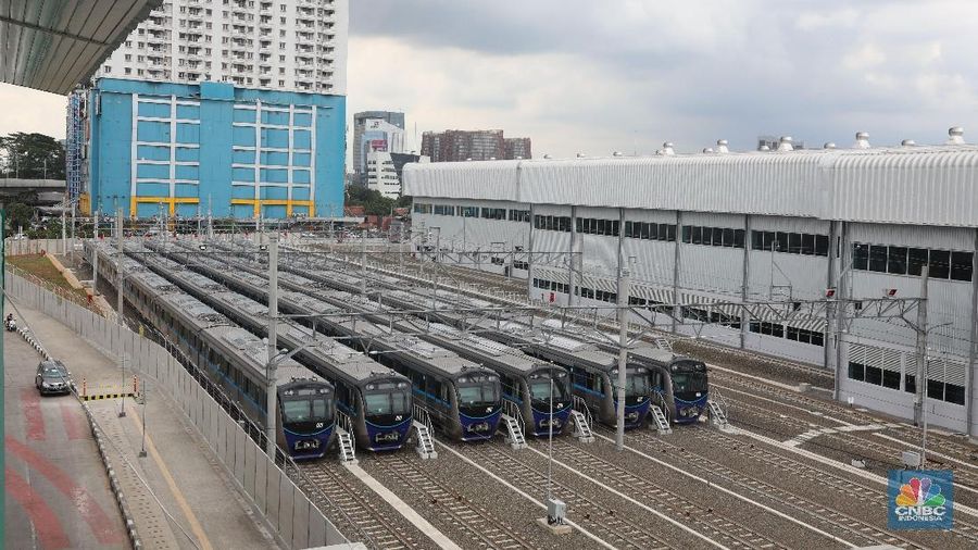 Ini seiring rencana beroperasinya Pembangkit Listrik Tenaga Diesel (PLTD) Senayan yang berkapasitas 100 Mega Watt (MW).