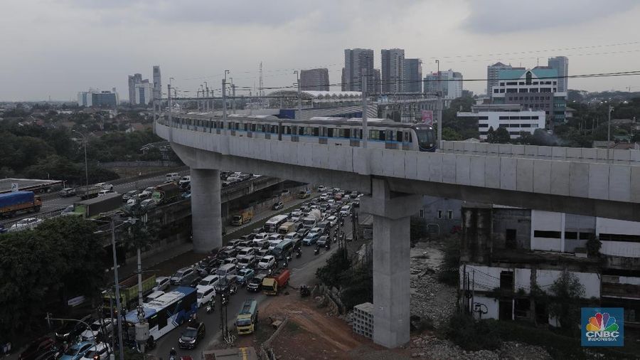Pembangunan fase II MRT Jakarta dimulai tahun depan.