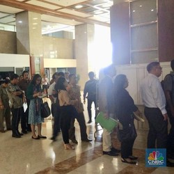 Seruduk DPR, Ratusan Pengusaha Tambang Kerubungi Komisi VII