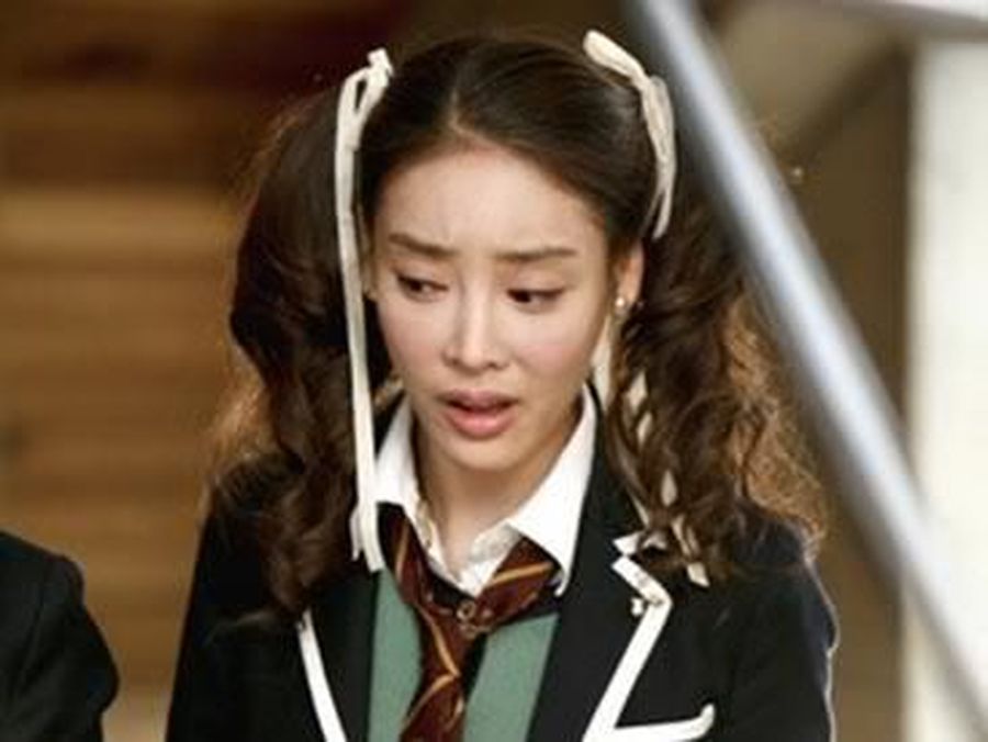 Jang Ja Yeon