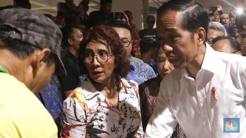 Pasar Ikan Modern Muara baru merupakan terobosan baru one stop shopping yang menawarkan pasar bersih, nyaman, tidak becek, dan tidak bau.