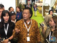 Luhut Hingga Jokowi Lobi China Relokasi Pabrik Mebel ke RI