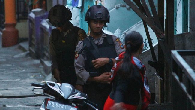 Polisi Sebut Istri dan Anak Terduga Teroris Sibolga Tewas