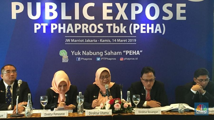 PT Phapros Tbk (PEHA) berencana memiliki rumah sakit dan apotek sendiri dalam rangka ekspansi bisnis perusahaan.