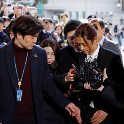 Seungri dan Jung Joon Young Diinterogasi Polisi 21 Jam