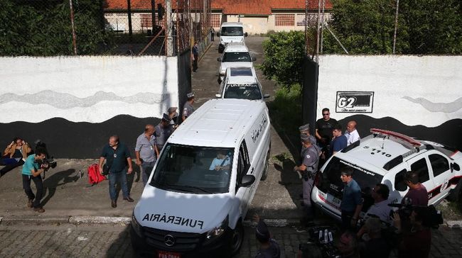 Penembakan di Sekolah Brasil, Siswa Berlarian Panjat Tembok