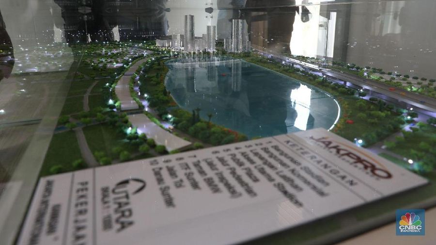 Stadion yang awalnya akan dibangun bernama stadion BMW (Bersih Manusiawi Wibawa) menjadi Jakarta Internasional Stadium.