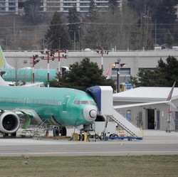 Jenis 737 MAX 8 Dilarang, Kekayaan Boeing Anjlok Rp 357 T