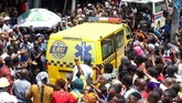 Kemudian pada 2016 juga terjadi insiden bangunan berlantai lima yang tengah dibangun di Lagos runtuh, dan menewaskan 30 orang. (REUTERS/Temilade Adelaja)
