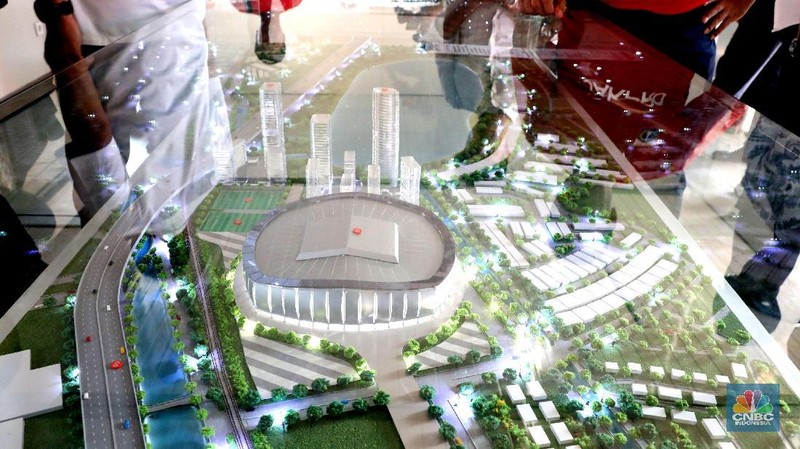 Stadion yang awalnya akan dibangun bernama stadion BMW (Bersih Manusiawi Wibawa) menjadi Jakarta Internasional Stadium.