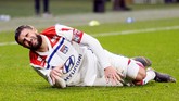 Gelandang serang Lyon Nabil Fekir juga menjadi salah satu pemain incaran Zinedine Zidane musim depan. Zidane diklaim lebih memiliki mendatangkan Fakir ke Real Madrid daripada Neymar. (REUTERS/Emmanuel Foudrot)