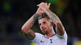 Bek Tottenham Hotspur Toby Alderweireld sempat menjadi incaran Manchester United awal musim ini. Pekan ini Man United dikabarkan kembali ingin mendapatkan Alderweireld dengan nilai transfer £25 juta. (Reuters/Andrew Couldridge)