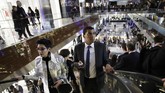 Hudson Yards yang berada di tepian Sungai Hudson menjadi bangunan yang mengubah kesan Manhattan yang penuh dengan pabrik serta bengkel. (AP Photo/Mark Lennihan)
