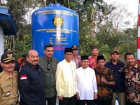 Puluhan Tahun Kesulitan, Kini Air Bersih Mengalir di Sambas