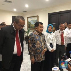 Pesan JK ke WP: Sebentar Lagi Transaksi Anda Akan Diketahui