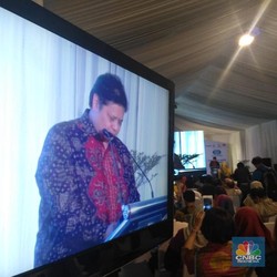 Di Acara BUMN, Menperin Ajak Ibu-ibu Teriak Jokowi Presiden