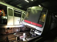 Babak Belur Kereta MTR Hong Kong Saat Uji Coba Sistem Sinyal