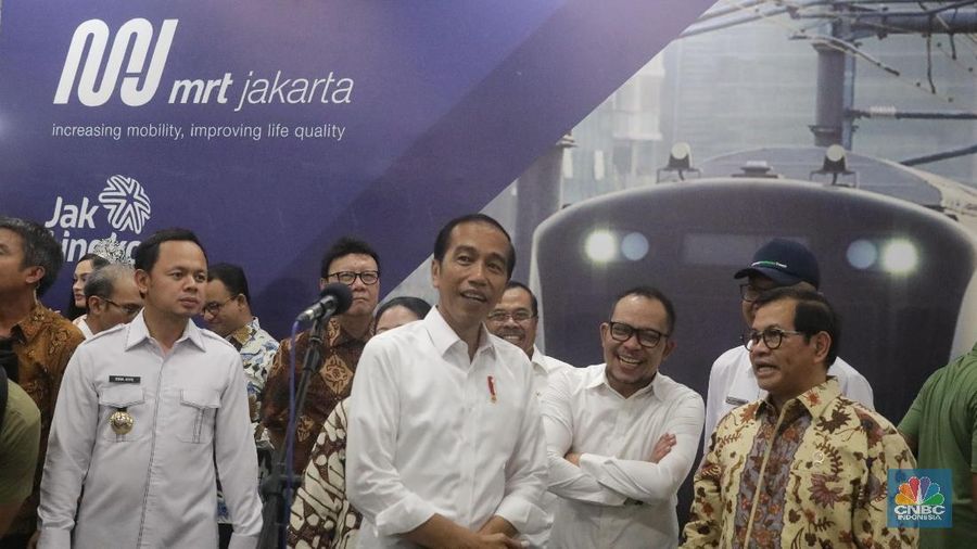 Presiden Joko Widodo (Jokowi) tak menutup kemungkinan untuk mengisi jajaran kabinetnya dengan anak-anak muda