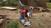 Wilayah sebelah timur Kota Chimanimani adalah yang paling parah terdampak Badai Idai. (REUTERS/Philimon Bulawayo)
