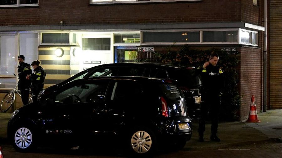Polisi Belanda menangkap seorang pria Turki yang dicurigai menembak mati tiga orang dan melukai lima lainnya di sebuah trem
