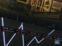 Dihajar Profit Taking di Akhir Pekan, IHSG Hampir Amsyong