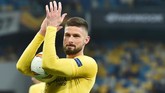 Chelsea dikabarkan Le 10 Sport harus mencari calon pembeli Olivier Giroud akhir musim ini setelah Olympique Lyon dan Marseille kesulitan membayar gaji Giroud yang sekitar €3,5 juta per tahun. (Sergei SUPINSKY / AFP)
