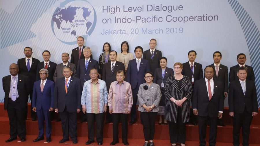 Acara yang diikuti 18 negara itu diklaim menghasilkan batu pijakan demi soliditas hubungan antarnegara di Indo-Pasifik.
